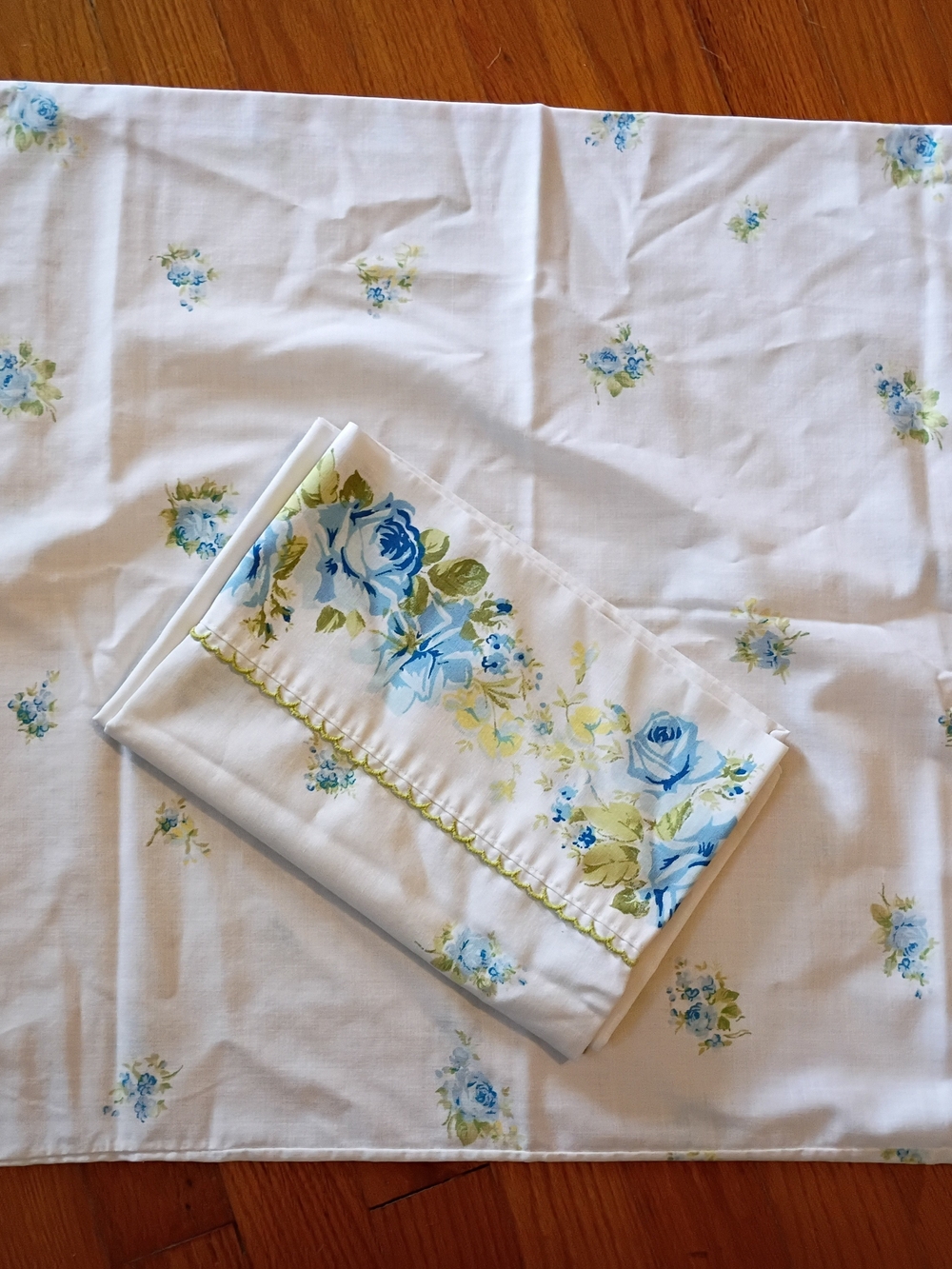 Pair of Vintage Pair of Blue Rose Floral Standard Pillowcases Springmaid